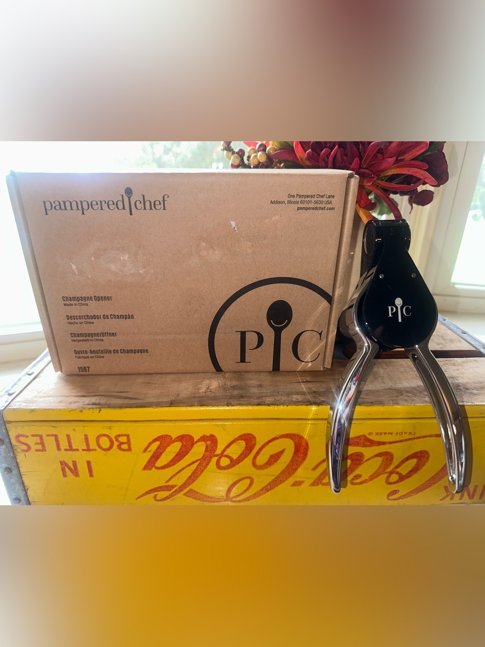 Pampered Chef Champagne Opener #1597 - NIB Drink Bottle Open Retired